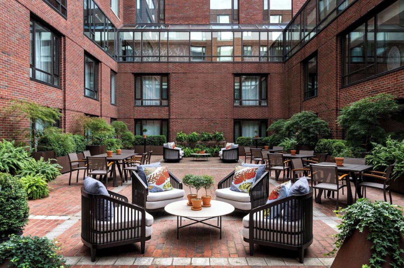 Four-Seasons-Hotel-Boston-Terrace-49