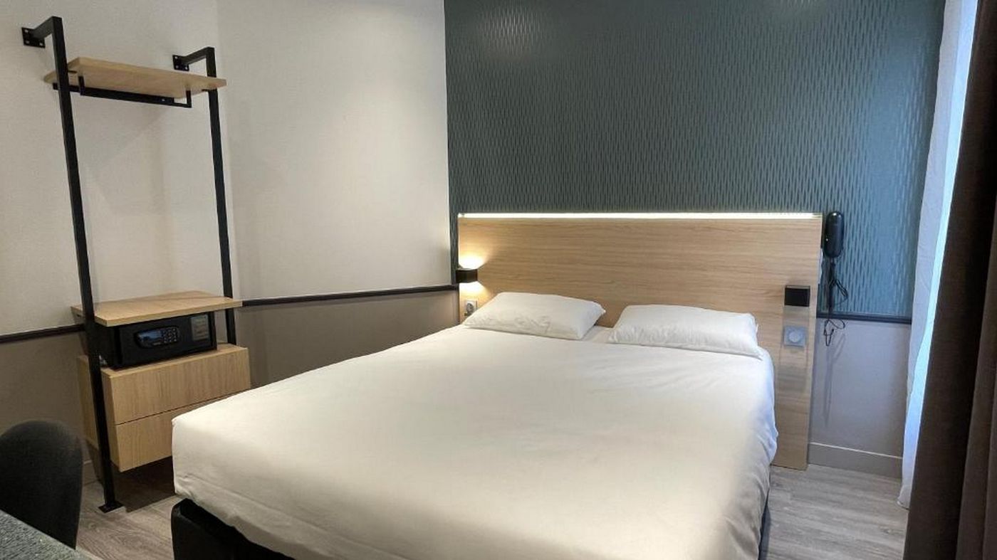 Hotel-La-Folie-des-Pres---Saint-Germain-des-Pres-Room-23