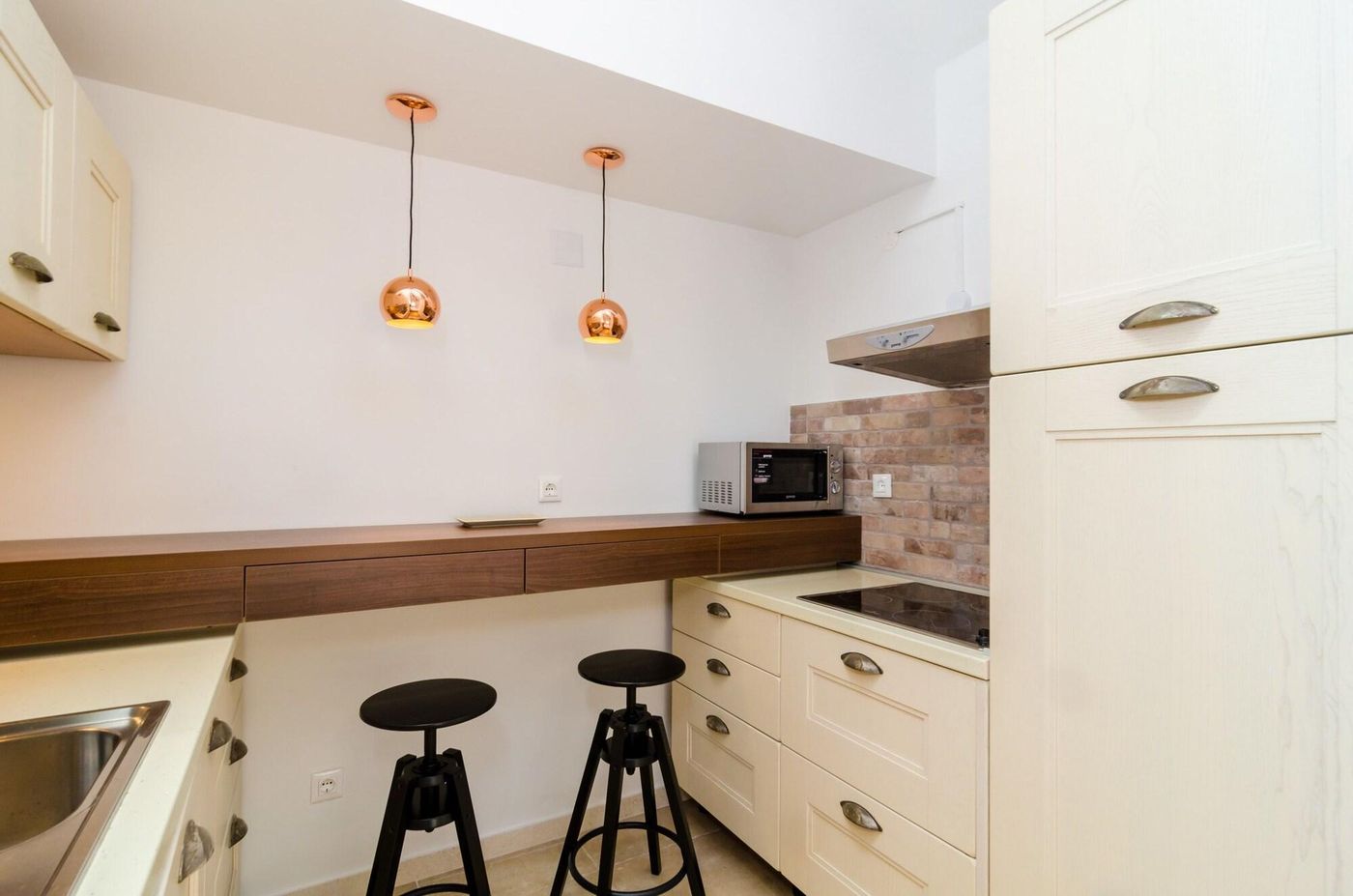 Cinema-View-House-Room-34