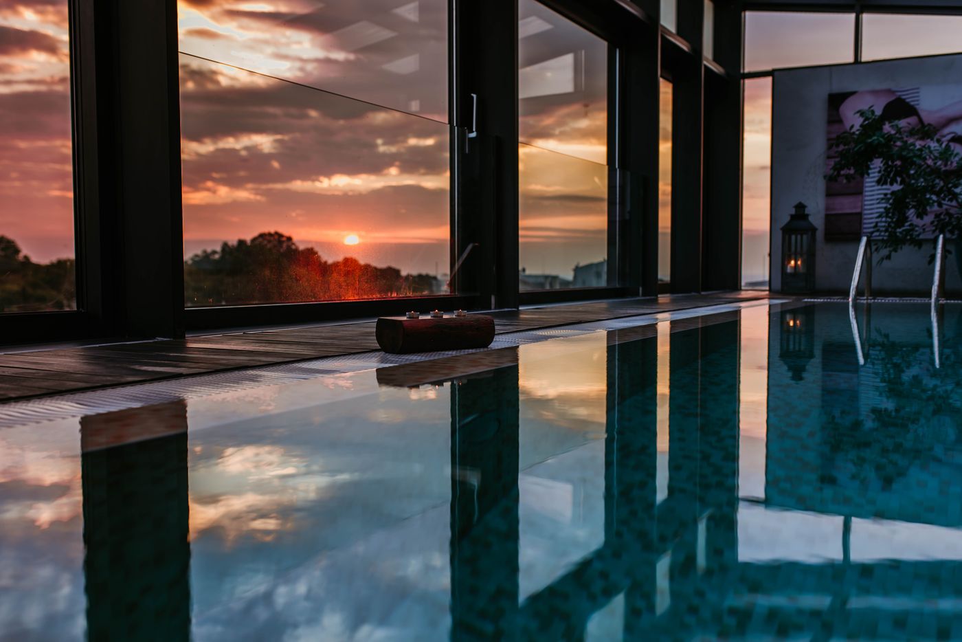 Graffit-Gallery-Hotel-Pool-54