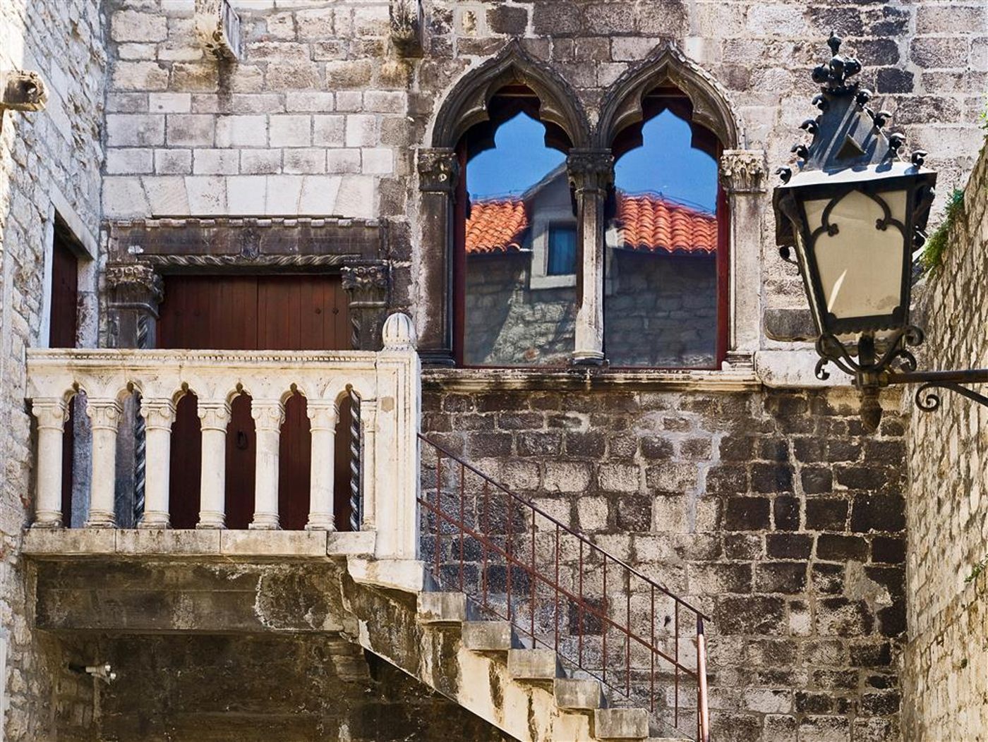 Le-Meridien-Lav-Split-General-view-19