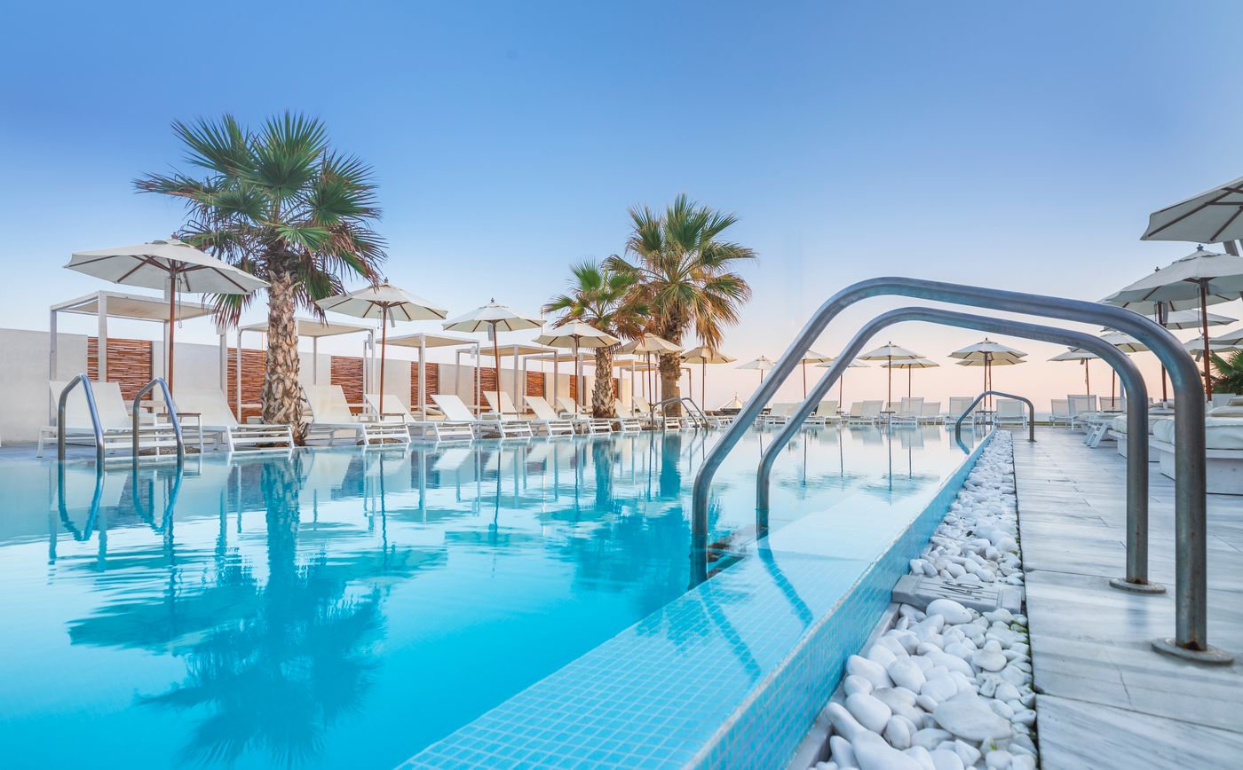 The-Island-Hotel---Adults-Only-Pool-10