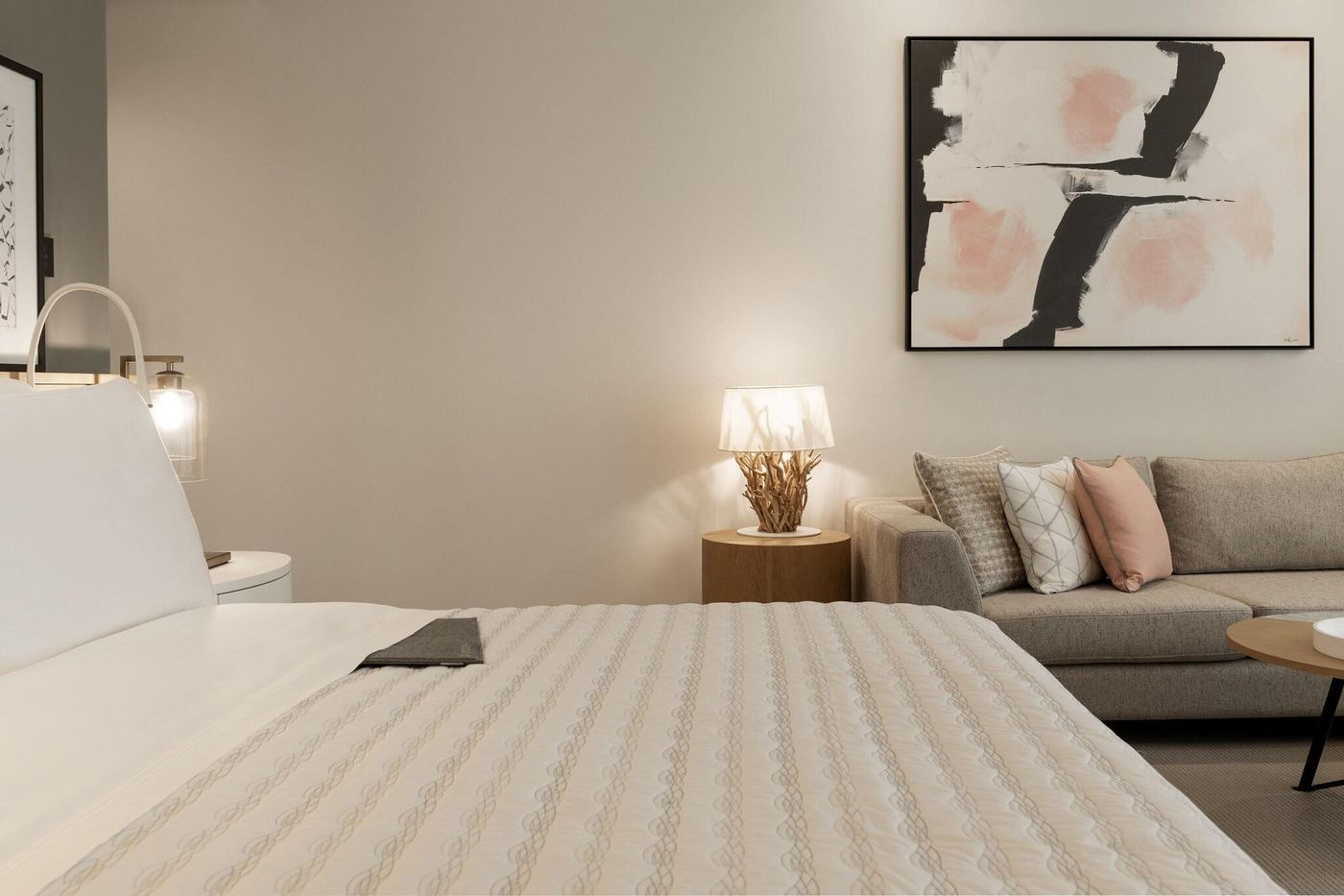 Le-Royal-Meridien-Beach-Resort-and-Spa-Room-44