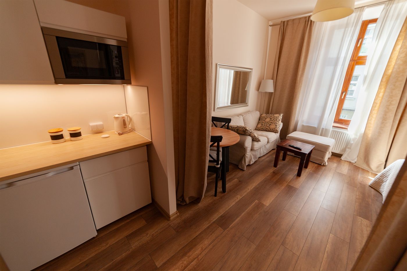 Lounge-Apartments-Room-4