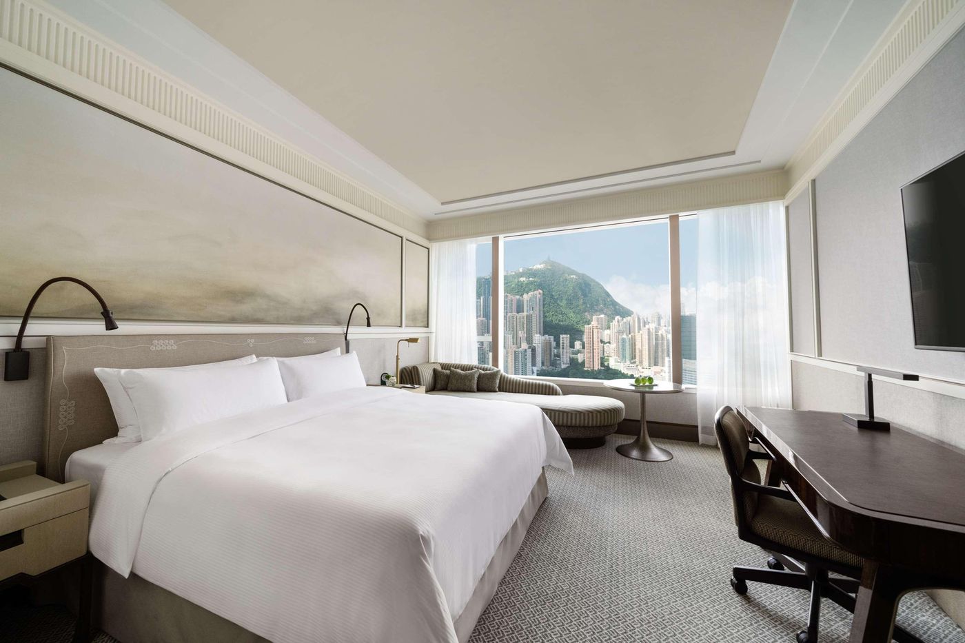 Island-Shangri-La-Hong-Kong-Room-29