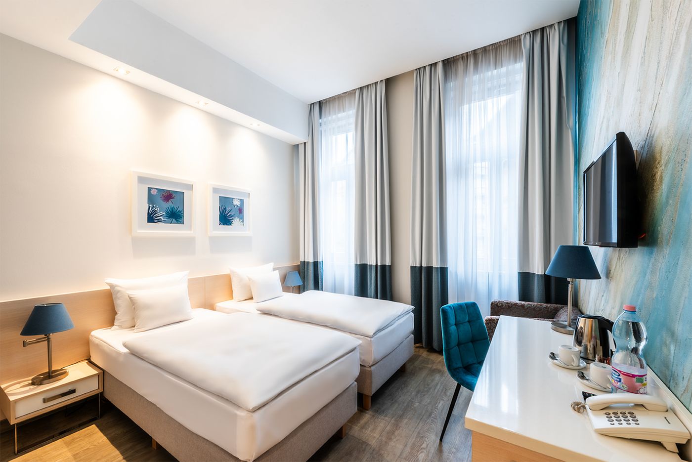 Atrium-Fashion-Hotel-Room-26