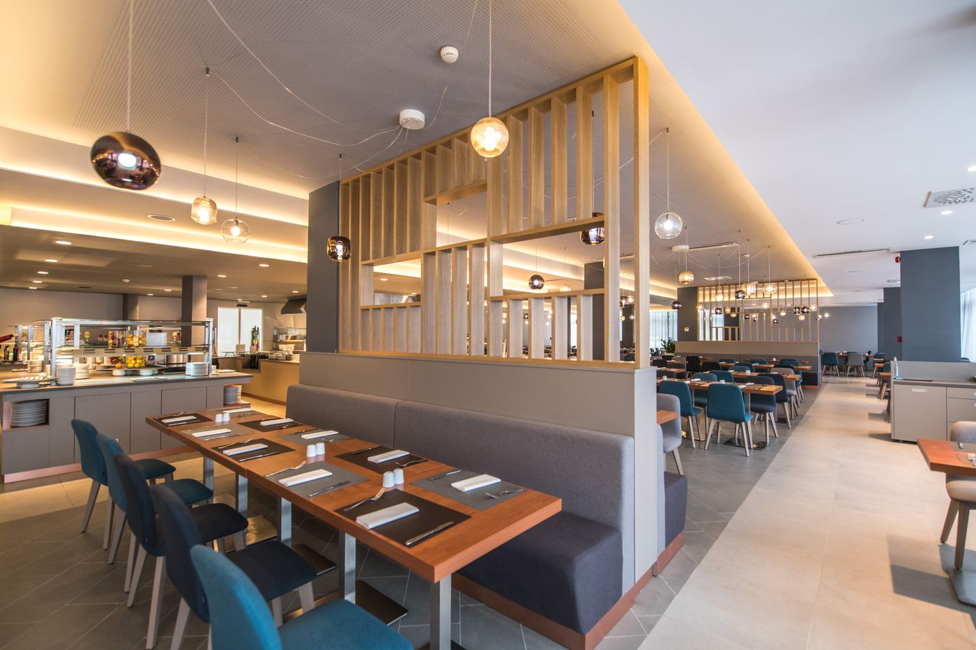 Hotel-Holiday-Restaurant-45