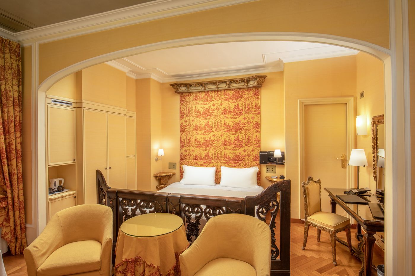 Hotel-Canada--BW-Premier-Collection-Room-35