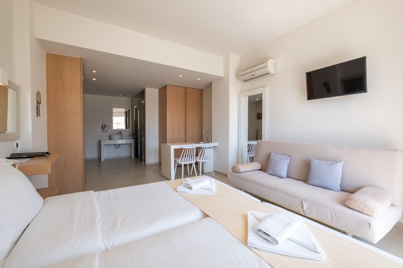 Dimitrios-Beach-Hotel-Room-27