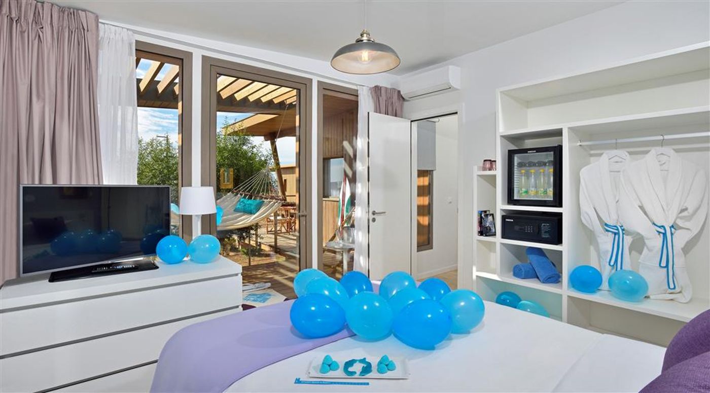 Radisson-Blu-Resort-Taghazout-Bay-Surf-Village-Room-46