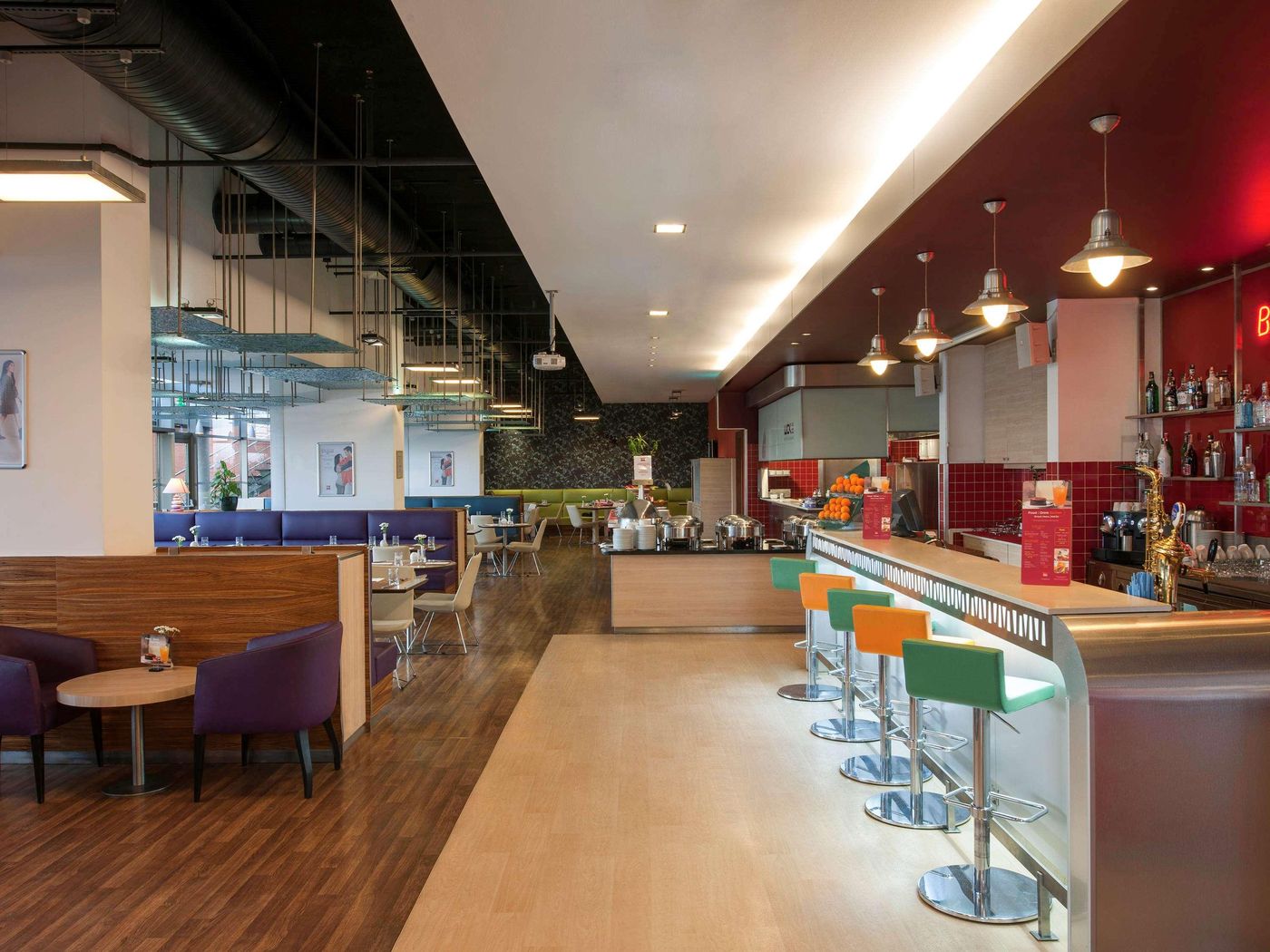 ibis-Istanbul-Zeytinburnu-Bar-17