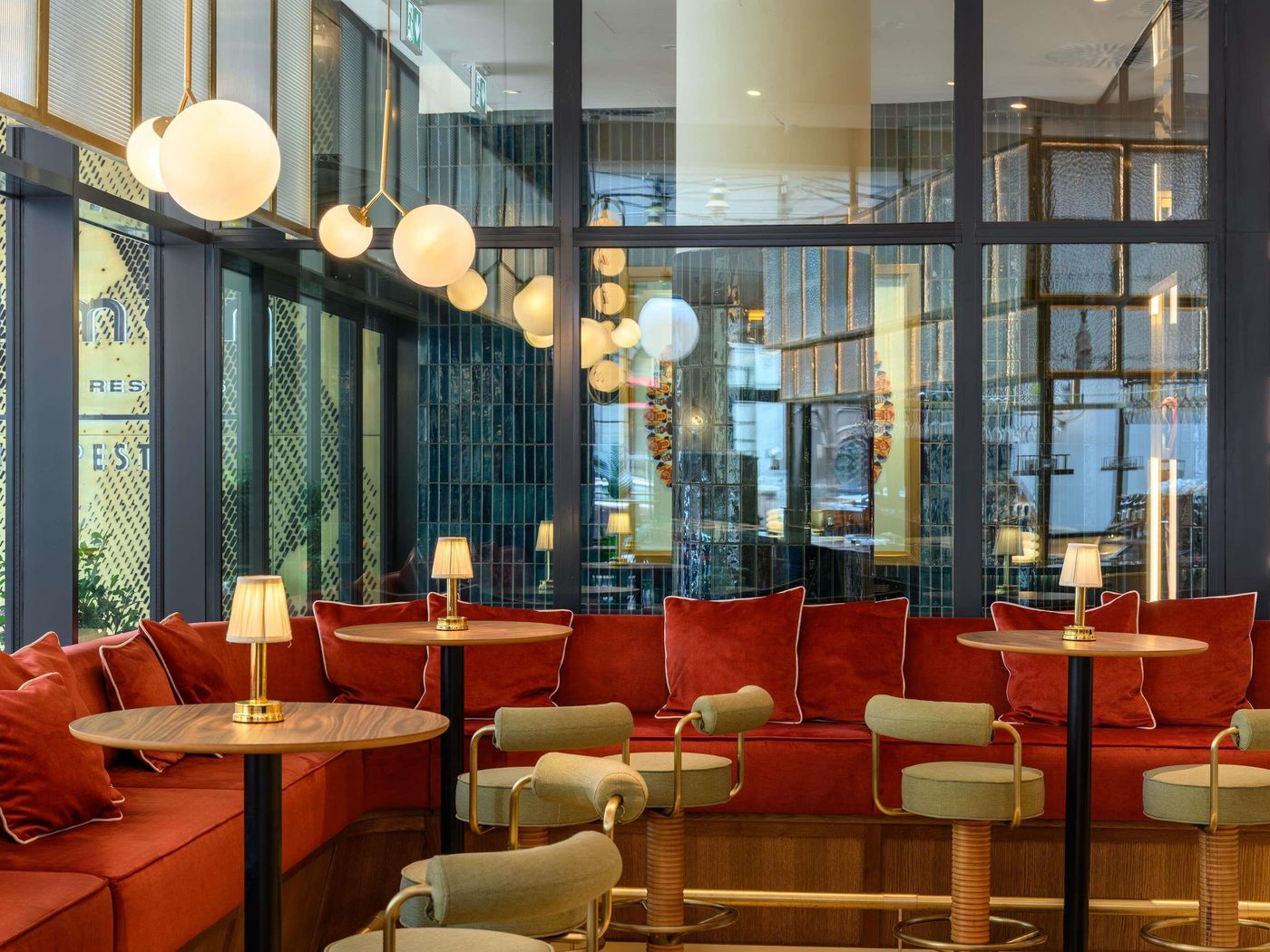 Pullman-Budapest-Restaurant-17