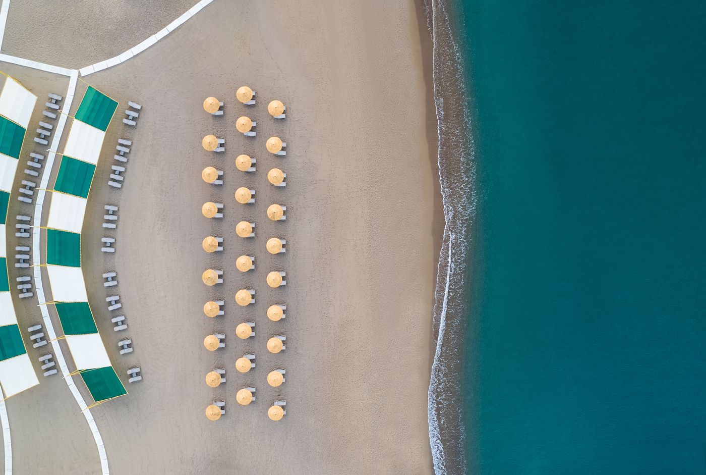 Concorde-De-Luxe-Resort-Beach-95