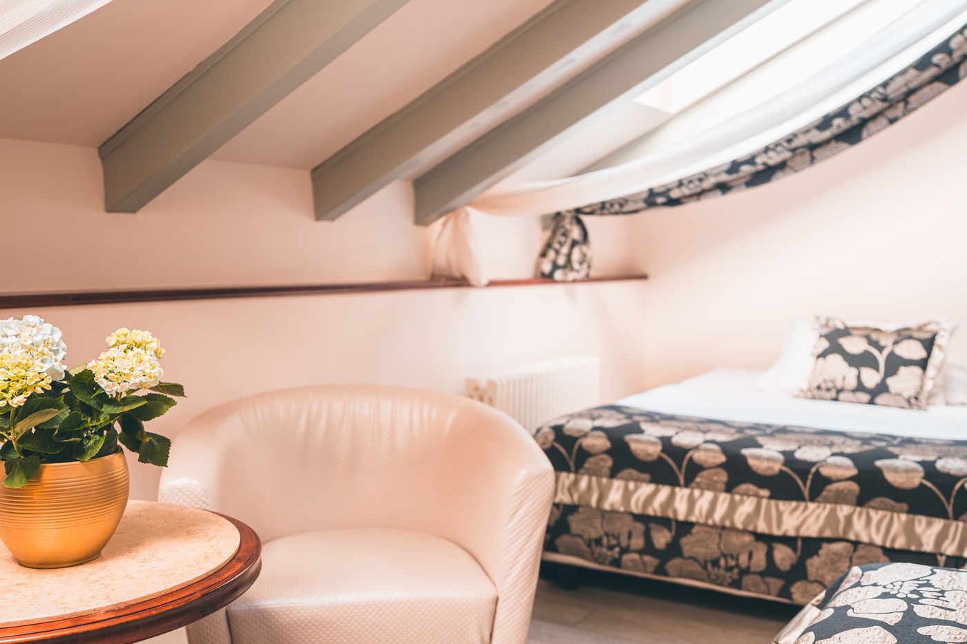 Carlton-Hotel-Prague-Room-30