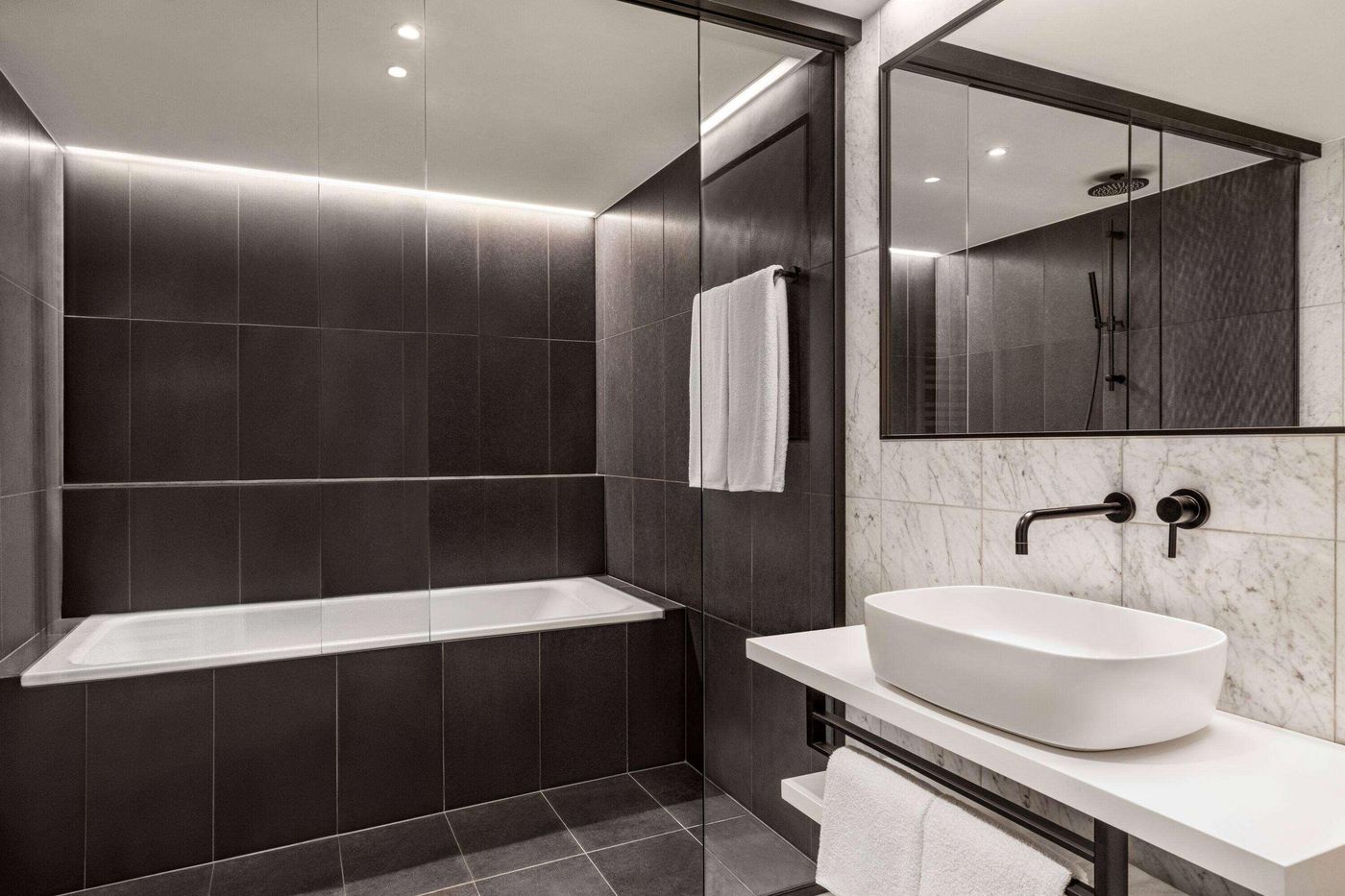 Vienna-House-by-Wyndham-Mokotow-Warsaw-Room-39