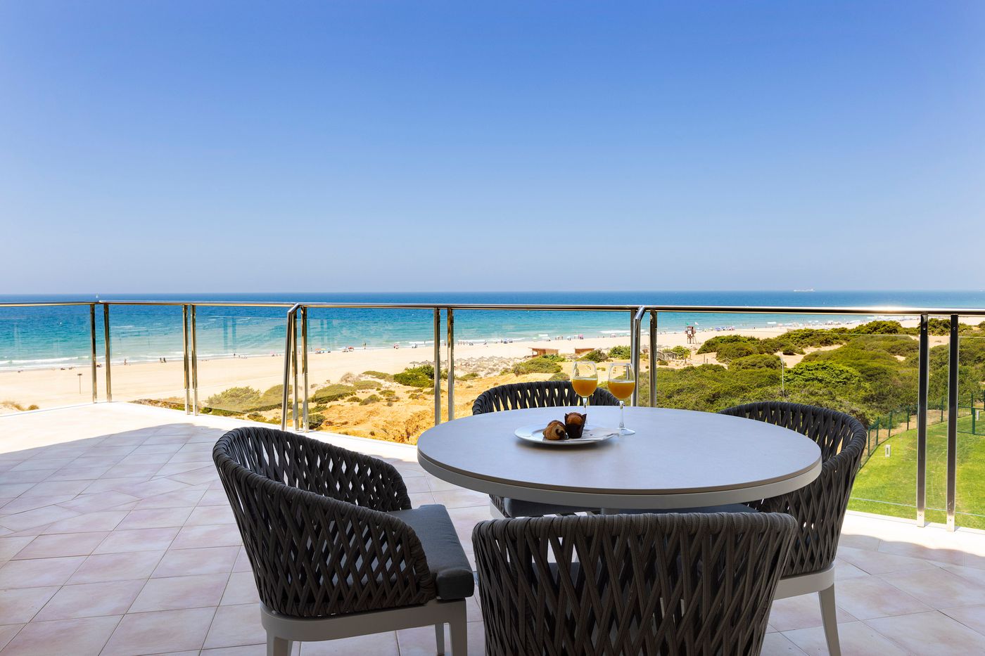 Hipotels-Barrosa-Palace-Room-76