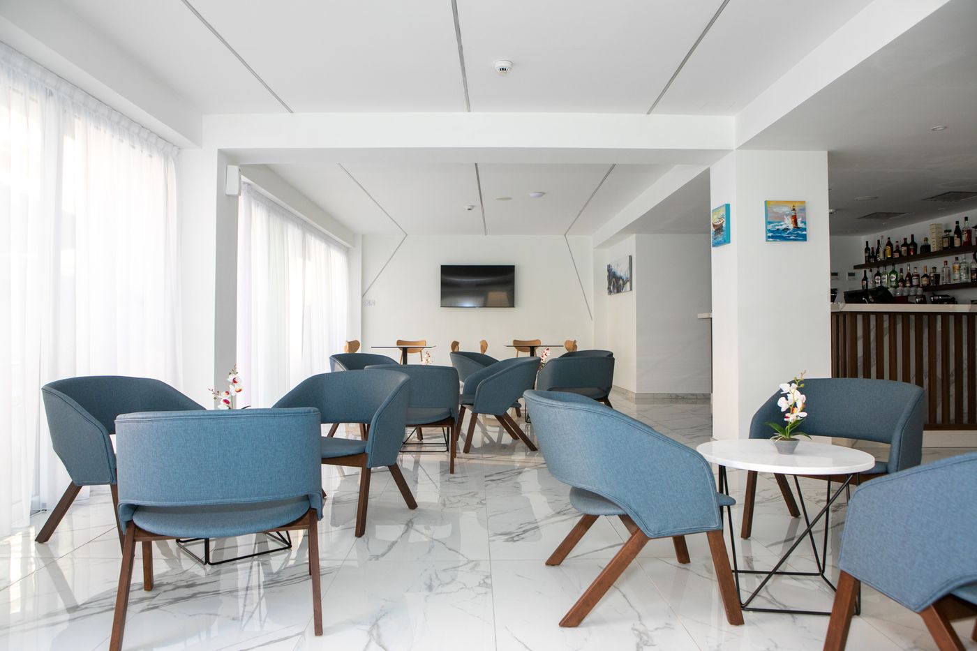 Best-Western-Plus-Larco-Hotel-Bar-32