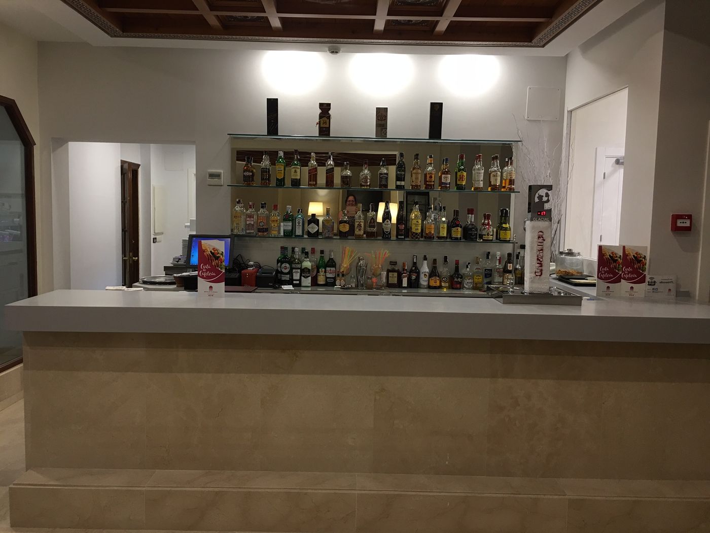 Alboran-Algeciras-Bar-23