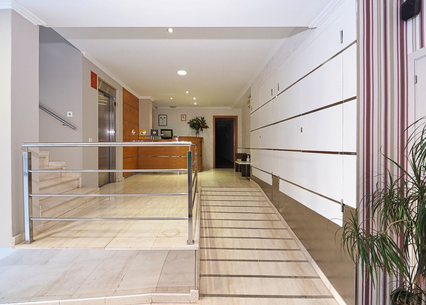 Dabarca Hotel Apartamentos-Spain-PONTEVEDRA-Lobby-10