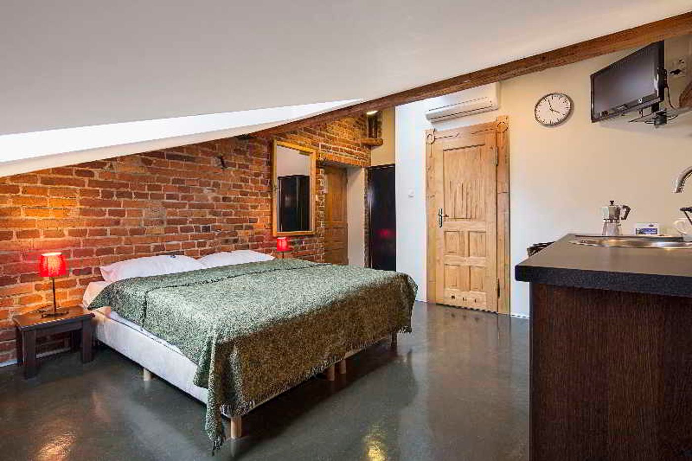 Antique-Apartments-Plac-Szczepanski-Room-59