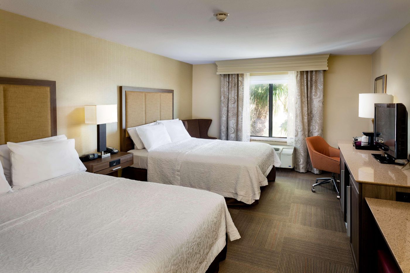 Hampton Inn & Suites Las Vegas Red Rock Summerlin-United States-LAS VEGAS-Room-5