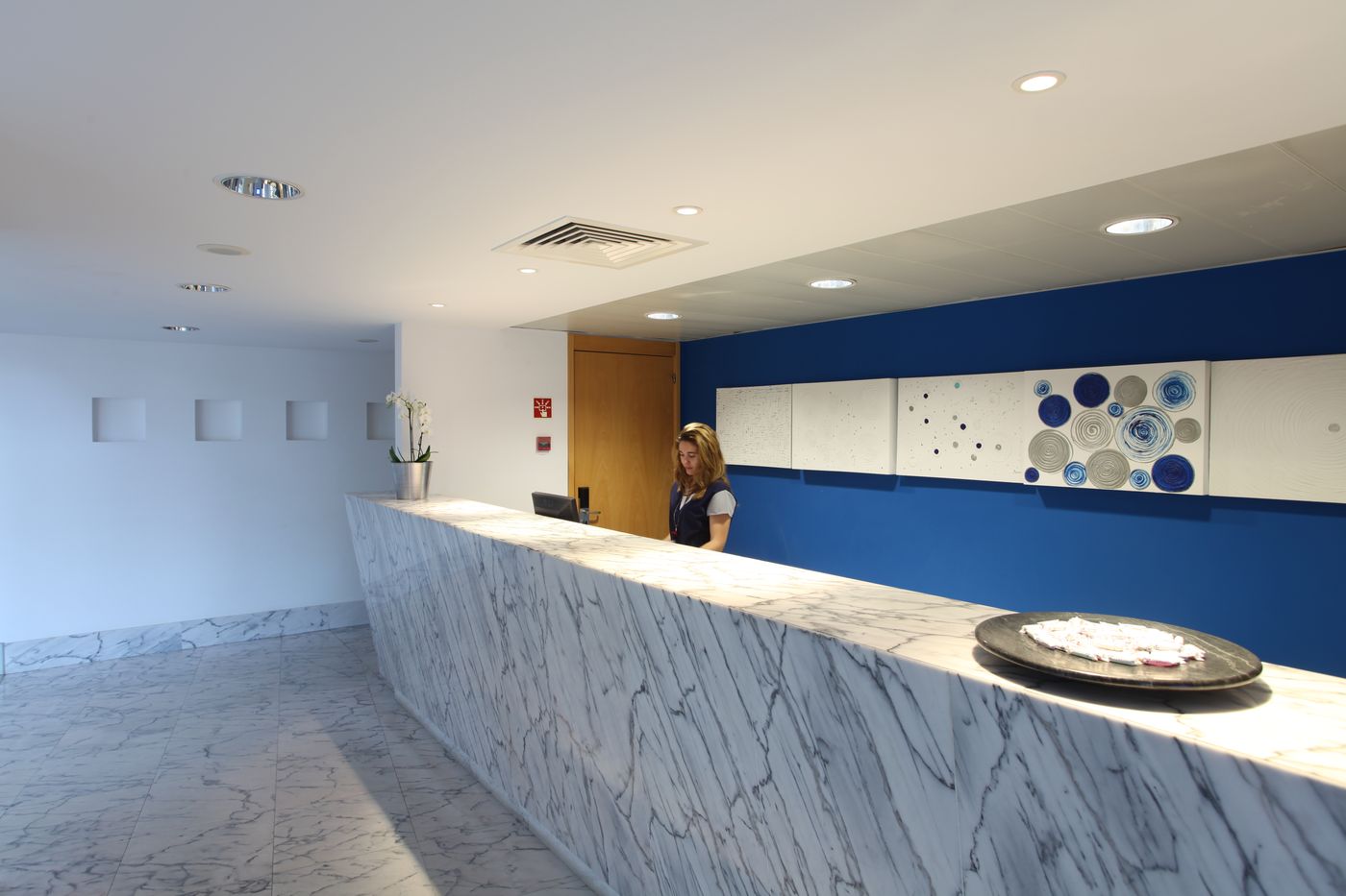 Marina-Club-I-Lobby-33