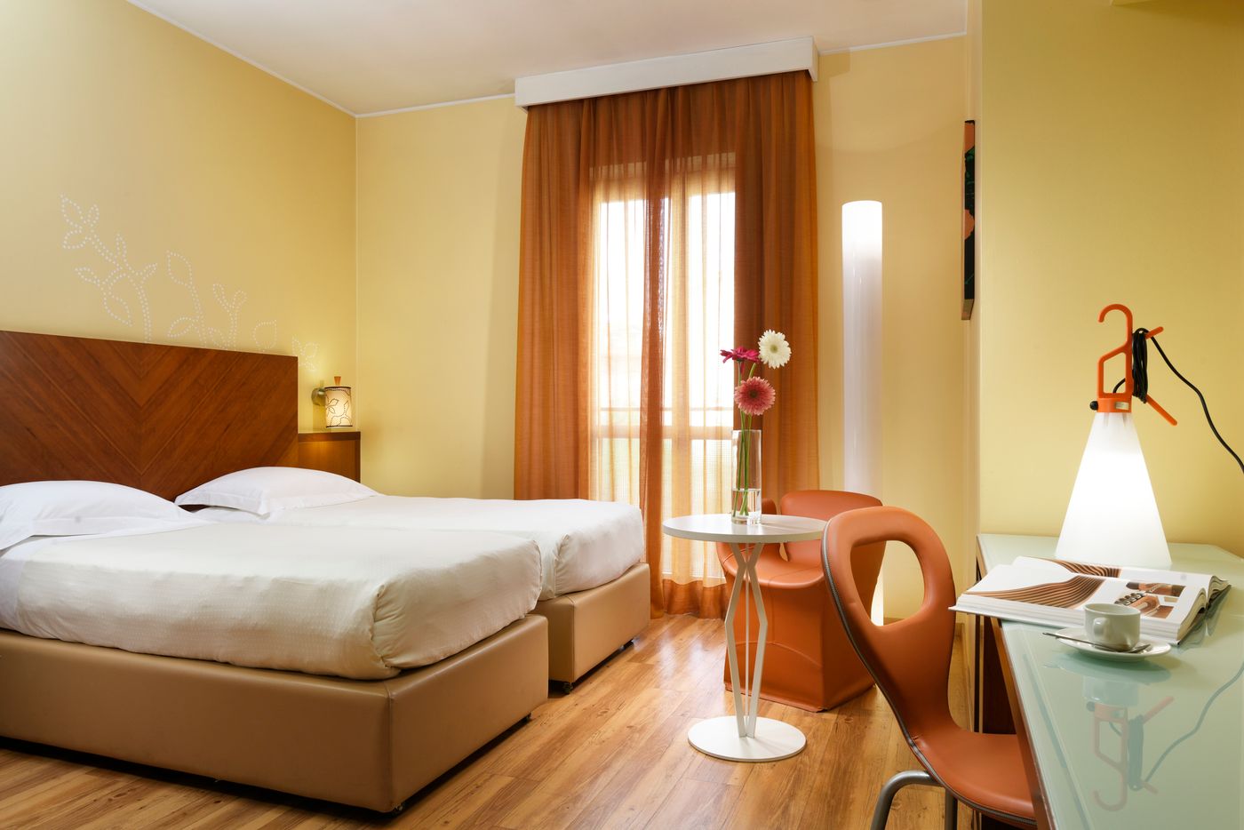 Unahotels--Mediterraneo-Milano-Room-6