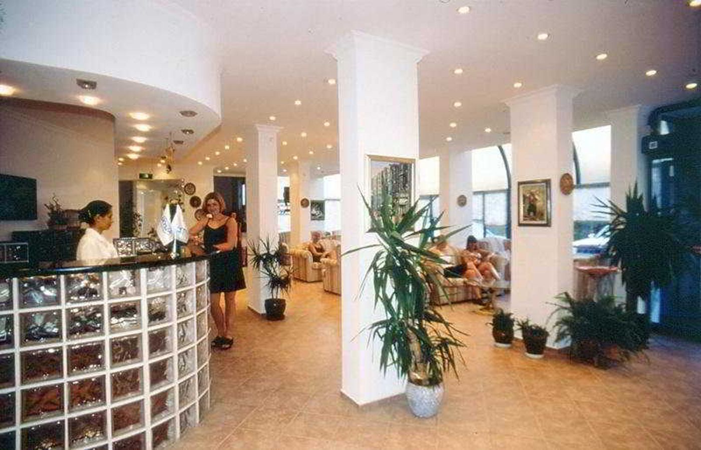 Bodrum-Sky-Beach-Hotel-Lobby-11