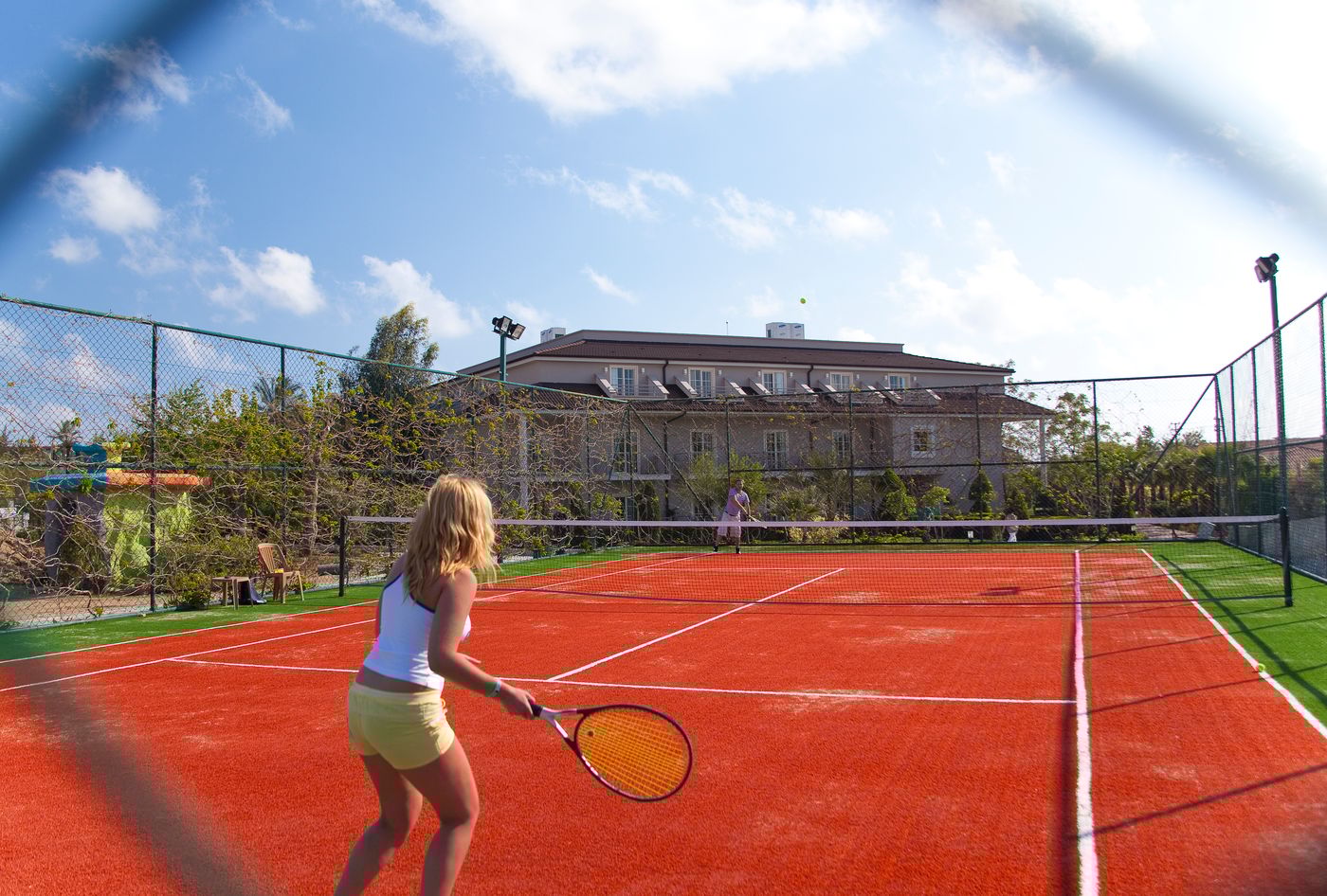 Sunis-Elita-Beach-Resort-Sports-and-Entertainment-17