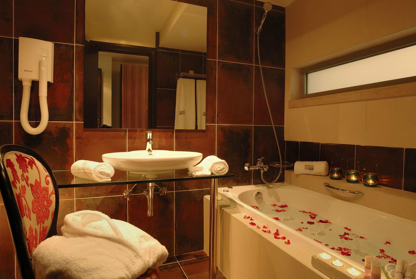 Angela-Suites-Boutique-Room-37