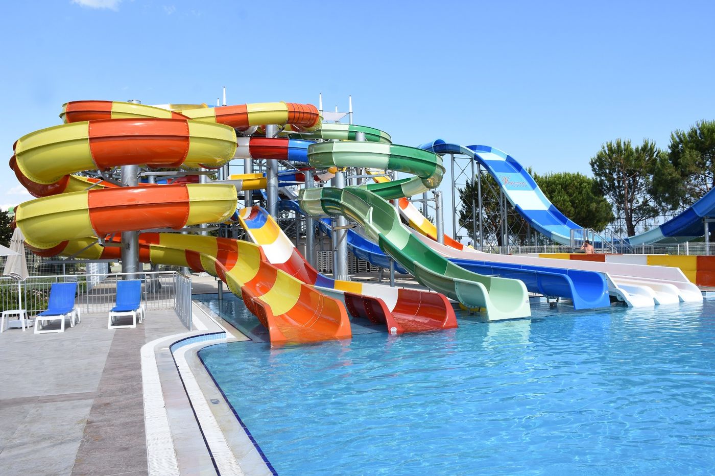 Ducale-Lara-Hotel-Pool-9