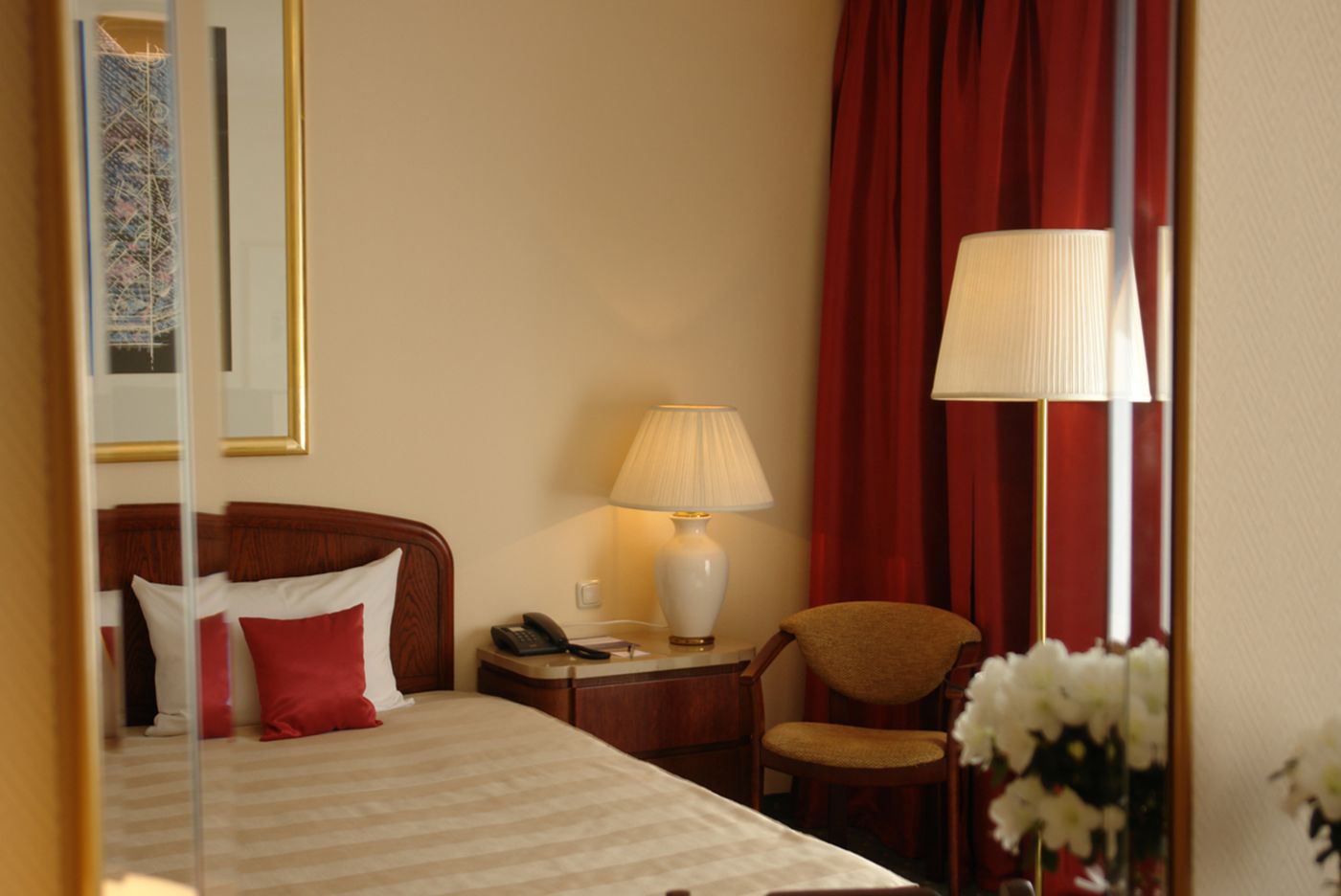 Booking-Hotel-Crown-Piast---Spa-Room-27