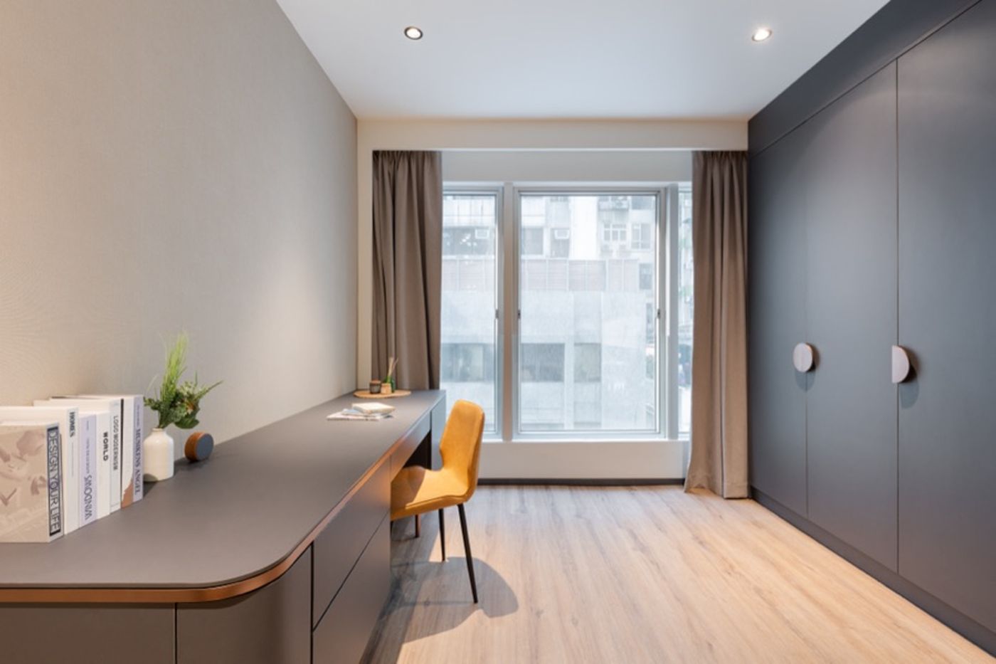 Dash-Living-On-Prat-Room-27