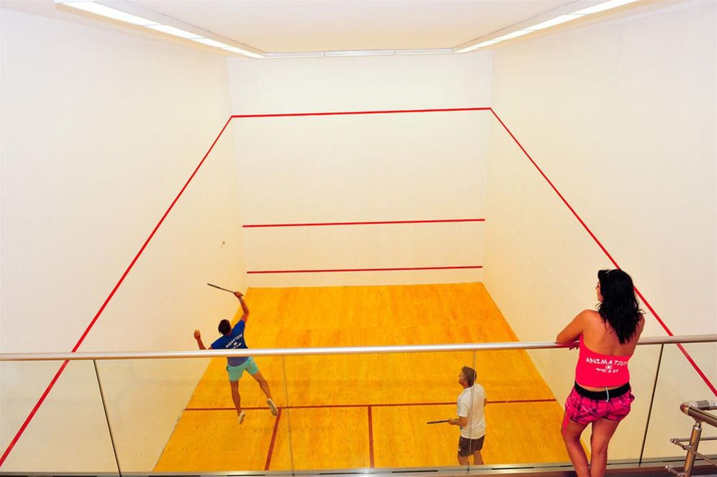 Best-Western-Sunshine-Village-Sports-and-Entertainment-35