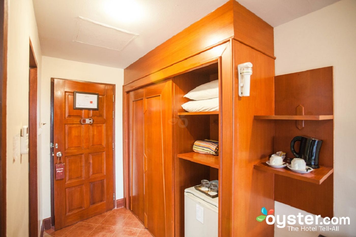 Ao-Nang-Bay-Resort-Room-35