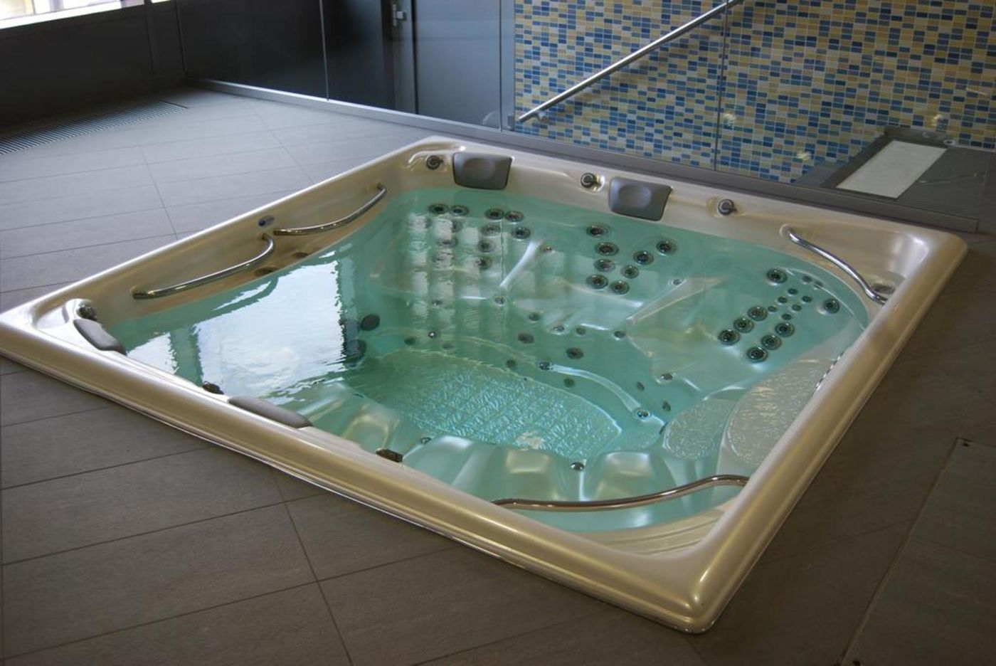 Clarion-Congress-Hotel-Prague-Sports-and-Entertainment-56