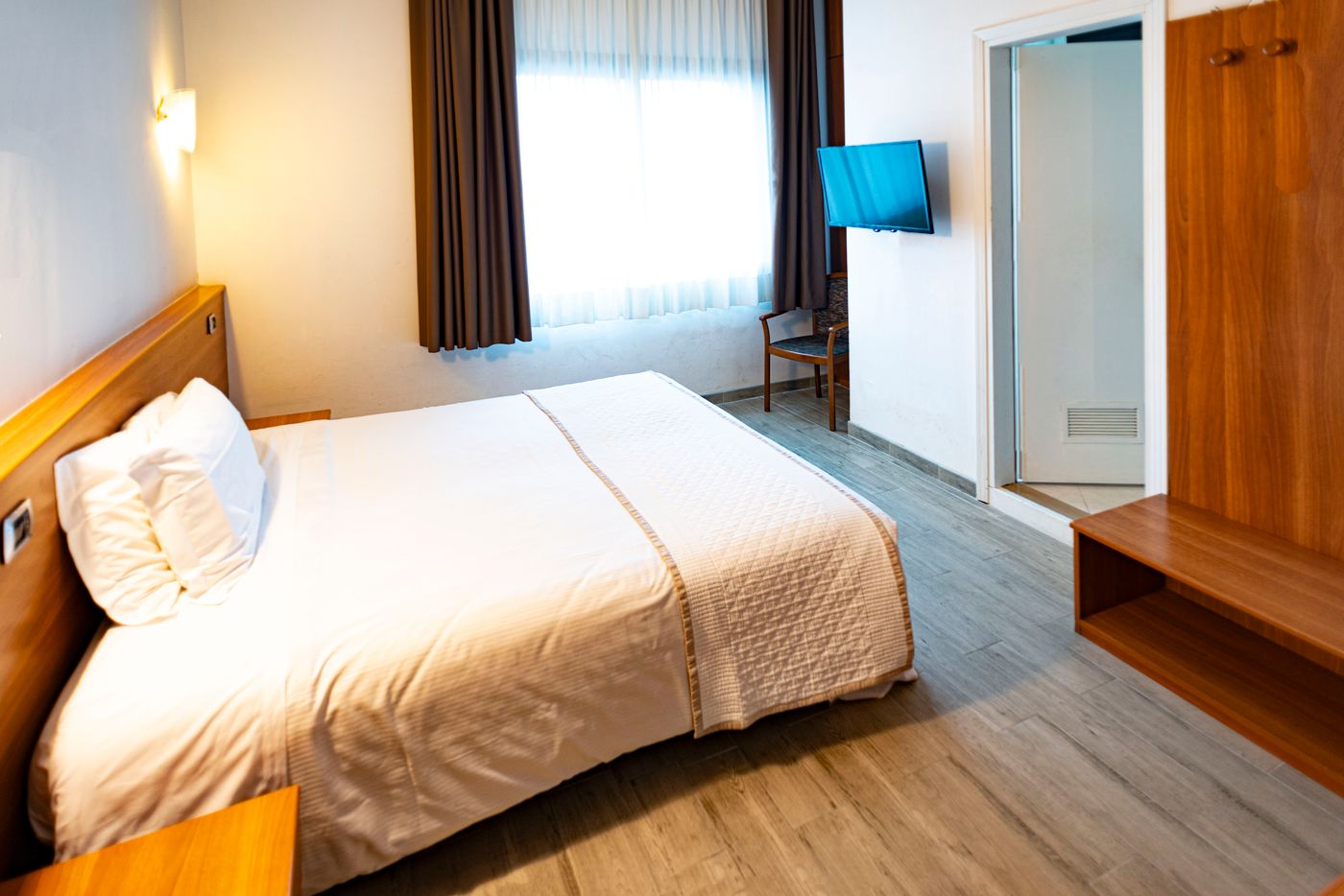 Nuova-Mestre-Room-12