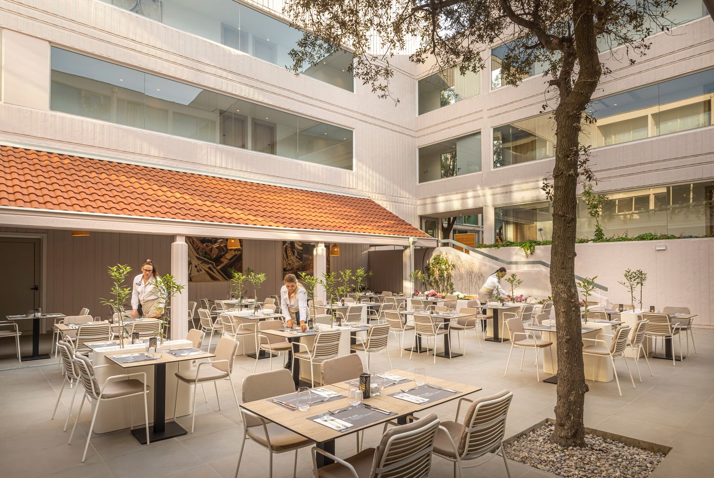 Tirena-Hotel-Restaurant-15