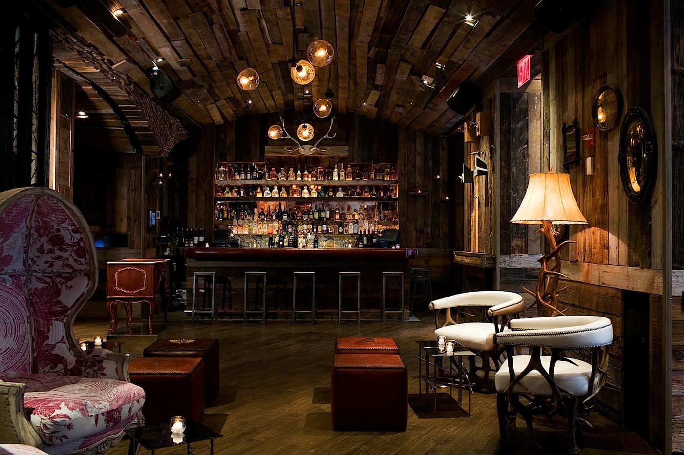 OYO-Times-Square-Bar-8