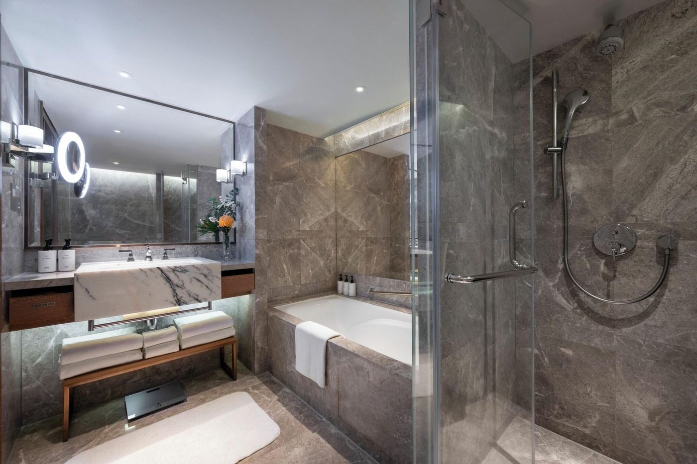 Intercontinental-Grand-Stanford-Hotel-Room-50