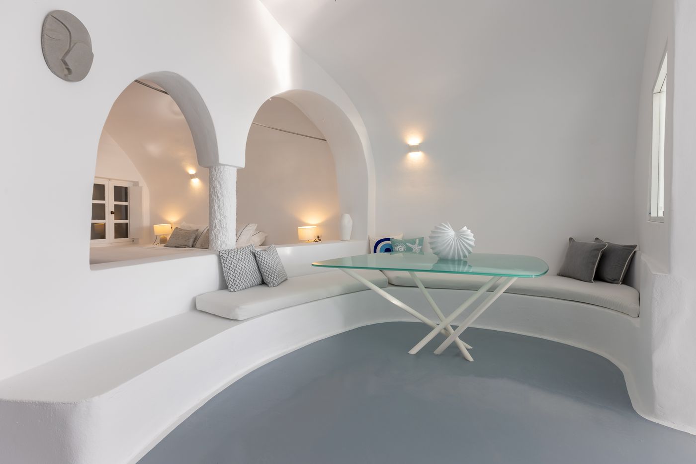 Heaven-s-Edge-Room-42