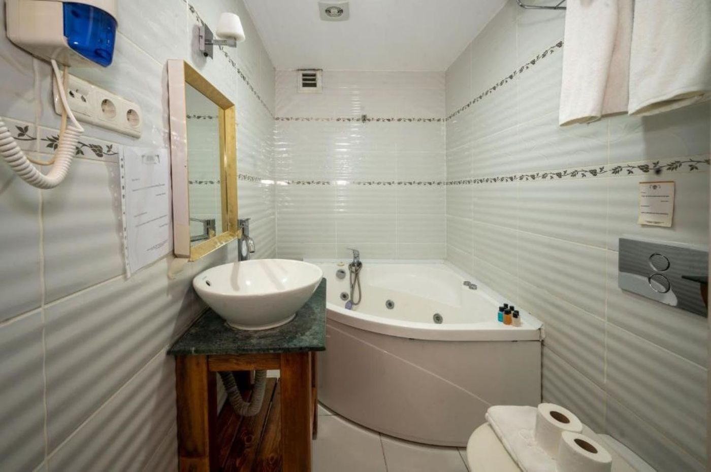 Kupeli-Palace-Room-27