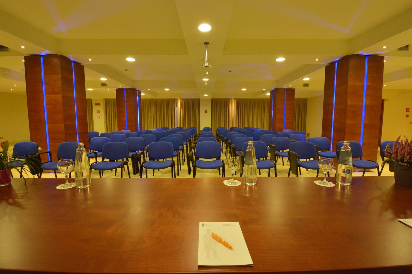 Hotel Il Gentiluomo-Italy-LOC. BATTIFOLLE-Conferences-9