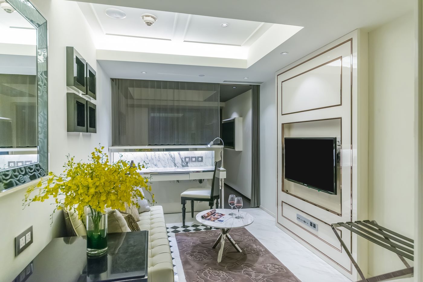 Hotel-Pravo-Hong-Kong-Room-9