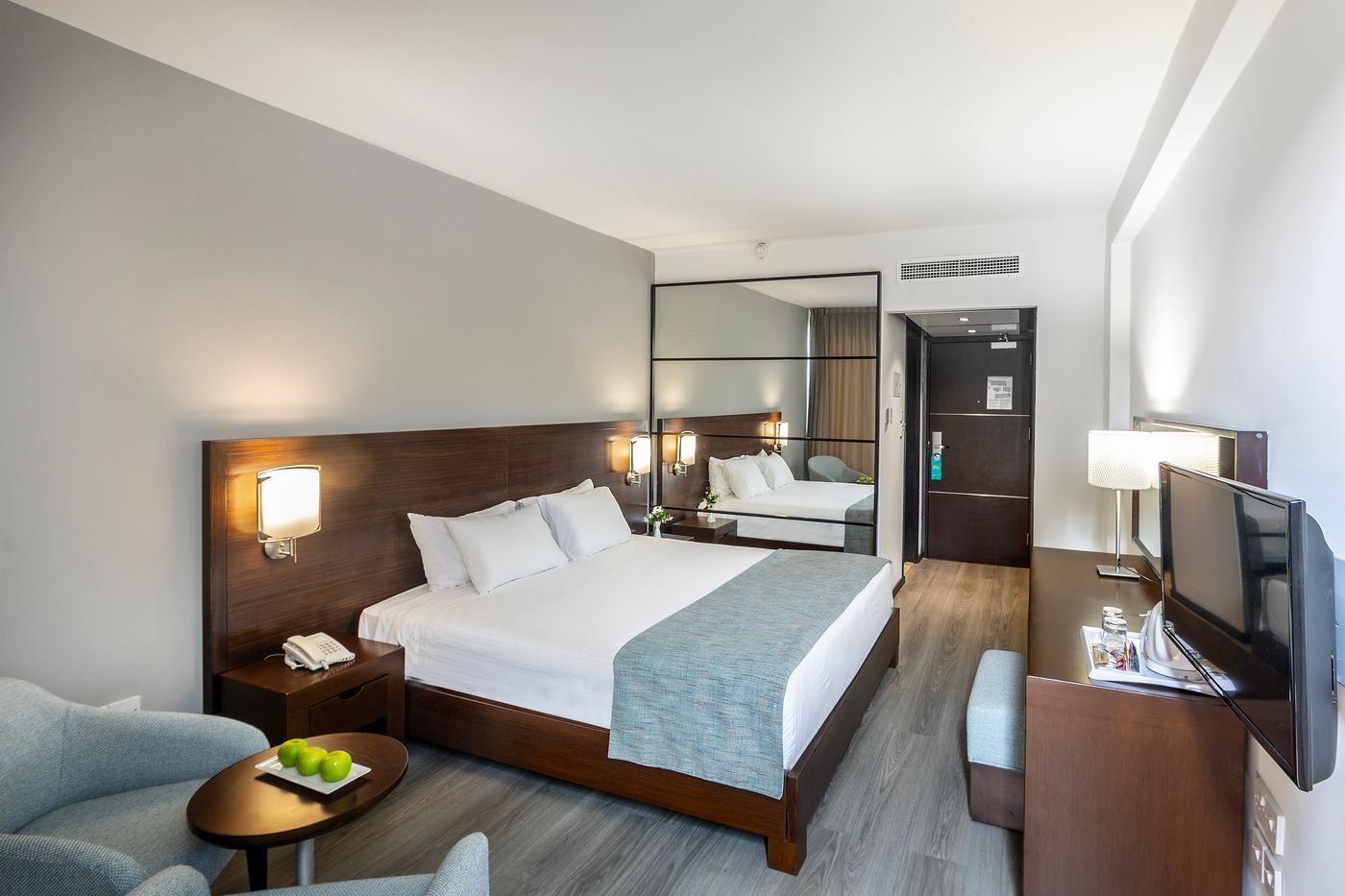 Napa-Plaza-Hotel-Room-29