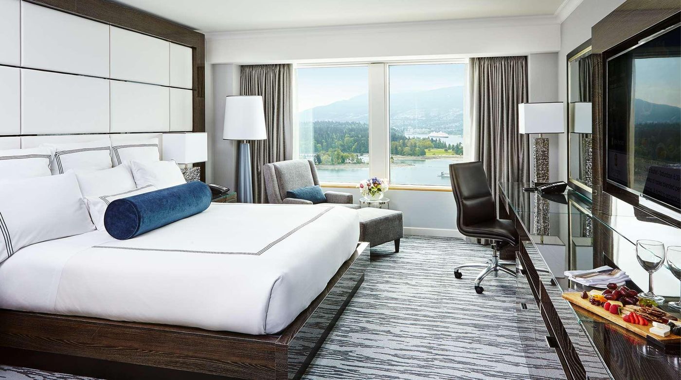 Pan-Pacific-Vancouver-Room-16