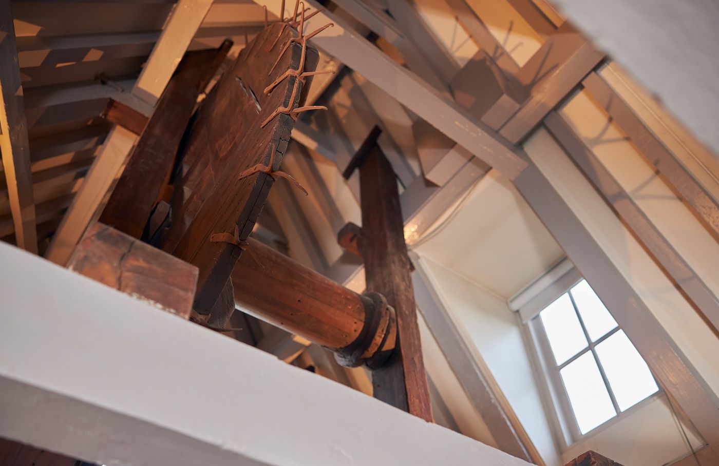 Inntel-Hotels-Amsterdam-Centre-Room-9