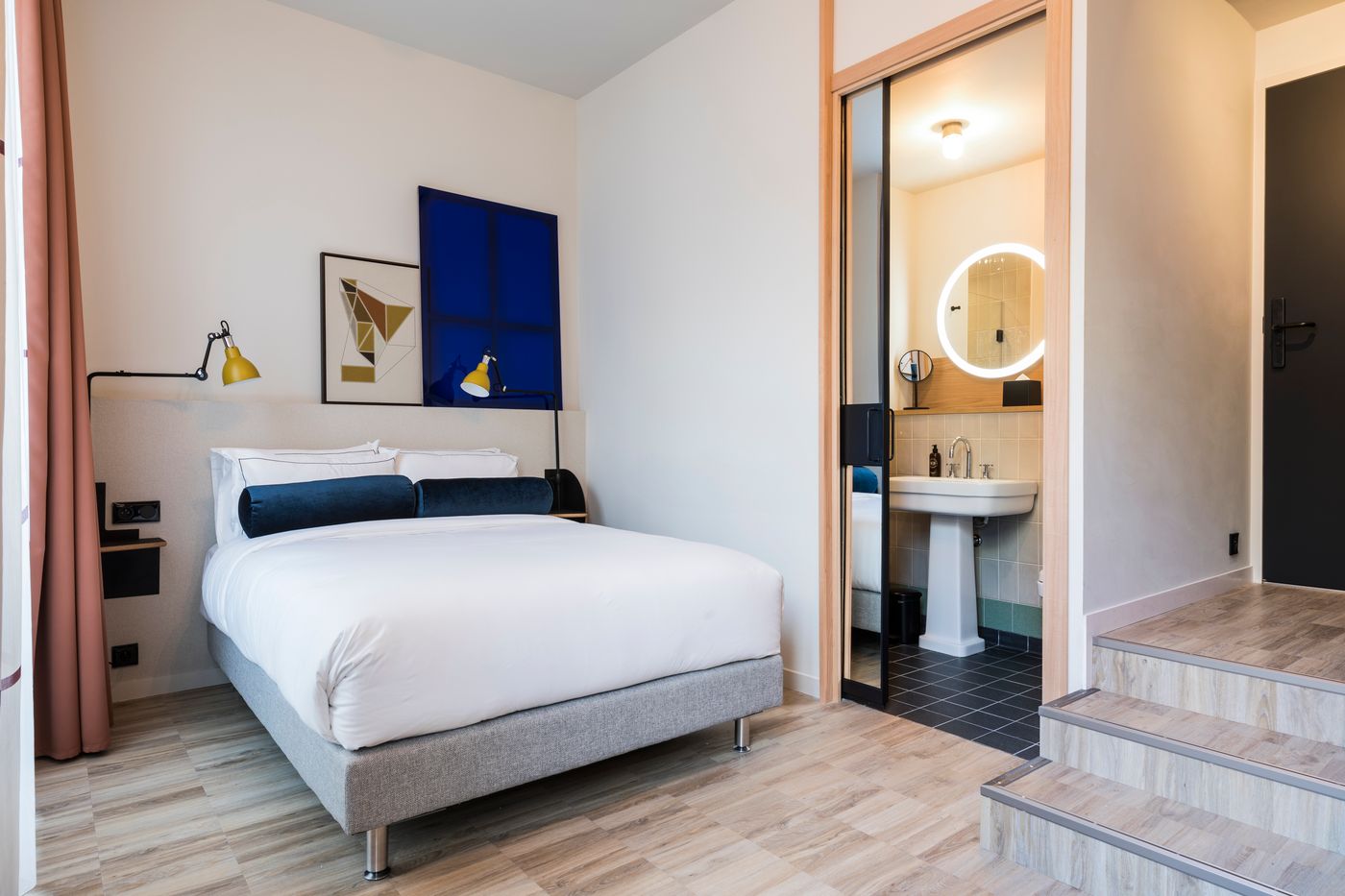 Le-Grand-Quartier-Room-7