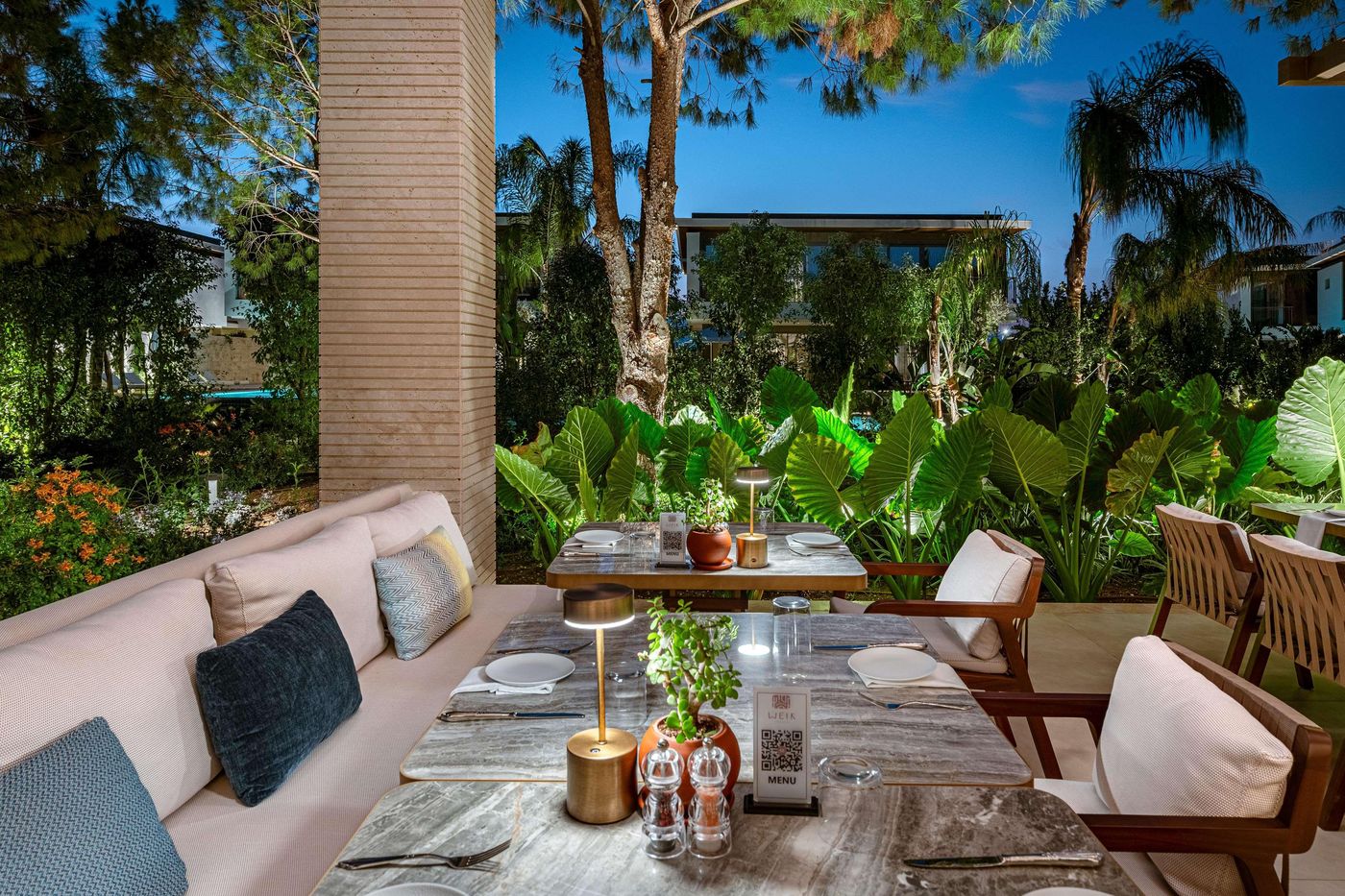 Lara-Barut-Collection-Restaurant-23