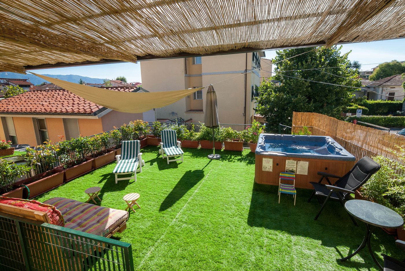 Hotel-Bernardino-Pool-1